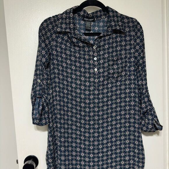 Women’s Button Up Blouse Top size Small - Picture 1 of 5